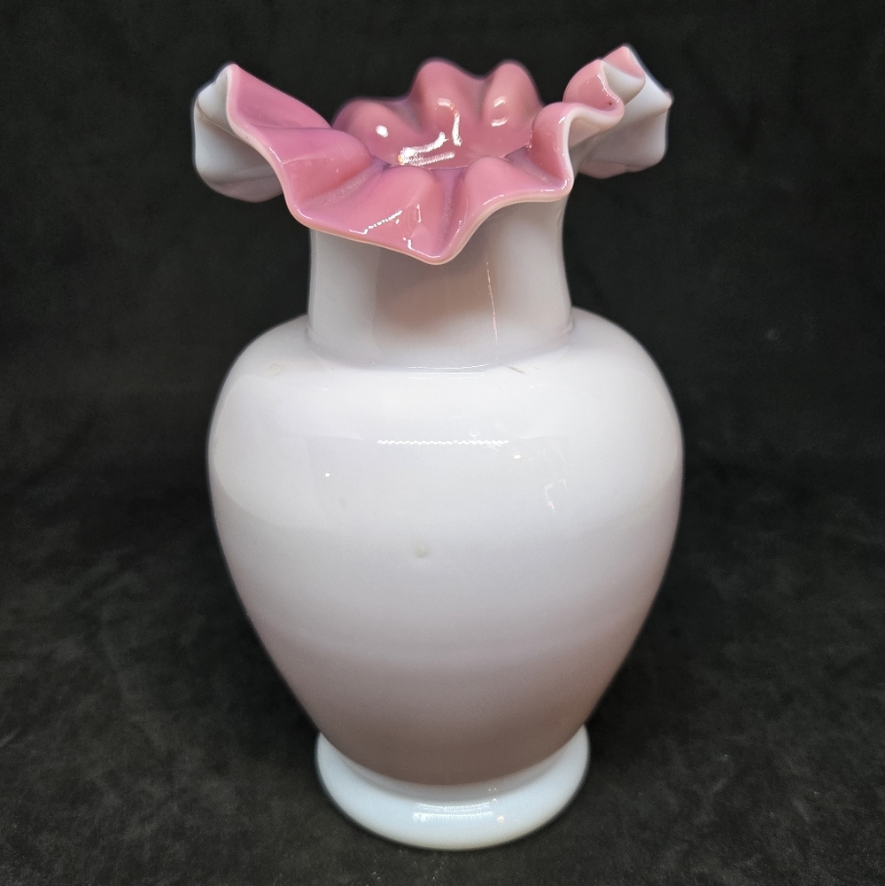 Vtg Cased Pink Hand Blown Ruffled Glass Vase